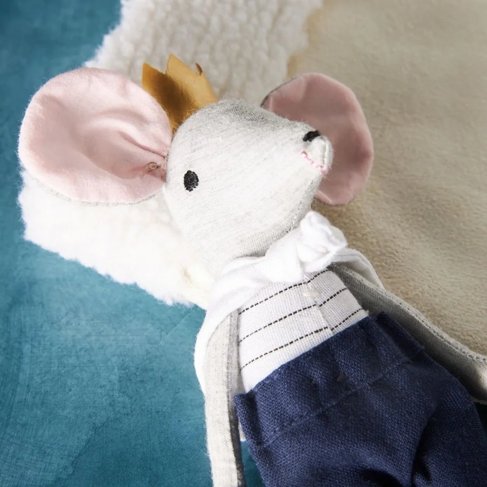 Anthropologie 10x2 Studio Miniature  Boy Mouse Stocking - Picture 4 of 4